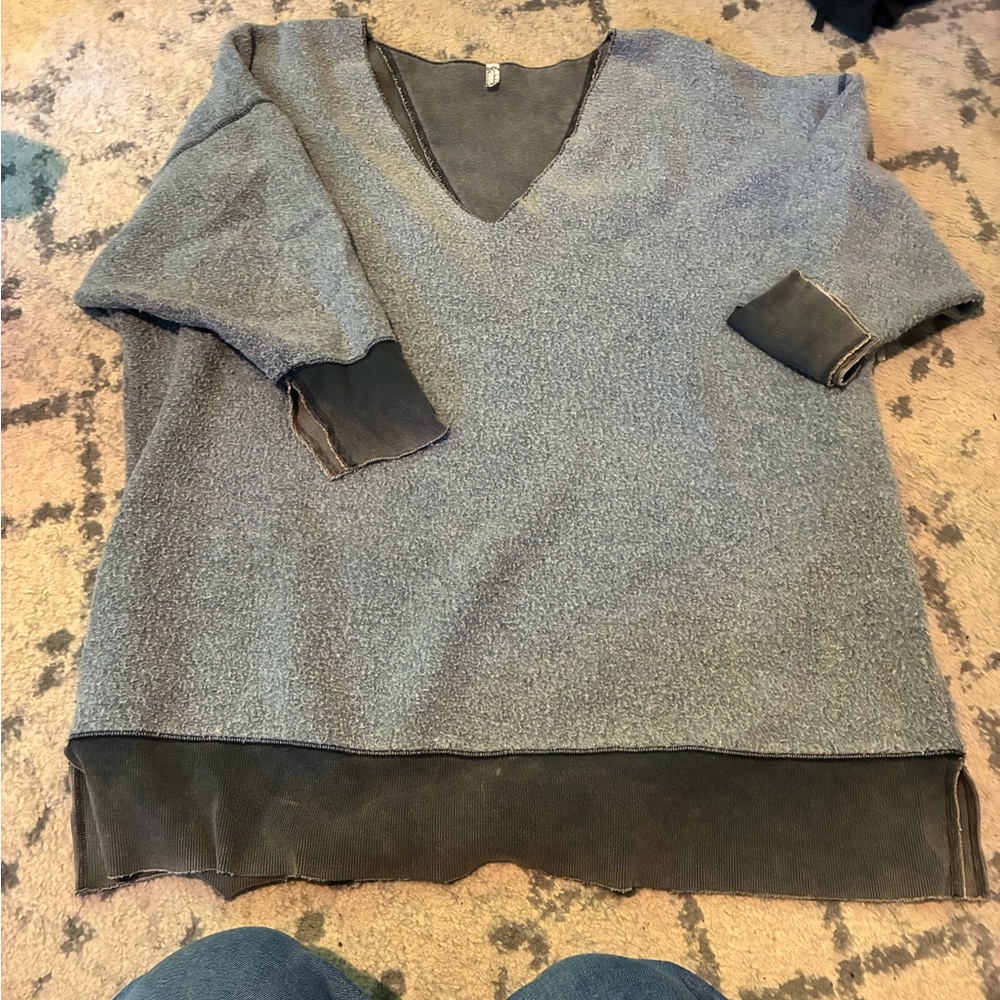 Free People oversized Gray V-Neck Sweater